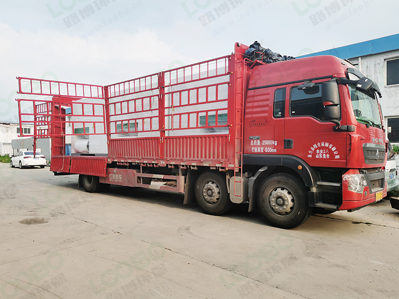 濾筒除塵器發往江西某汽車制造企業01.jpg 濾筒除塵器發往江西某汽車制造企業01.jpg