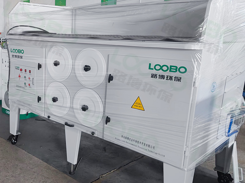 路博環保打磨除塵臺.jpg 路博環保打磨除塵臺.jpg