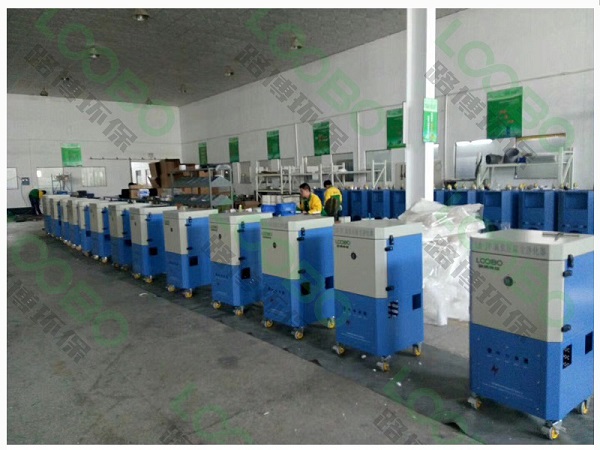 高負壓焊接煙塵凈化器，超長煙塵捕捉凈化器