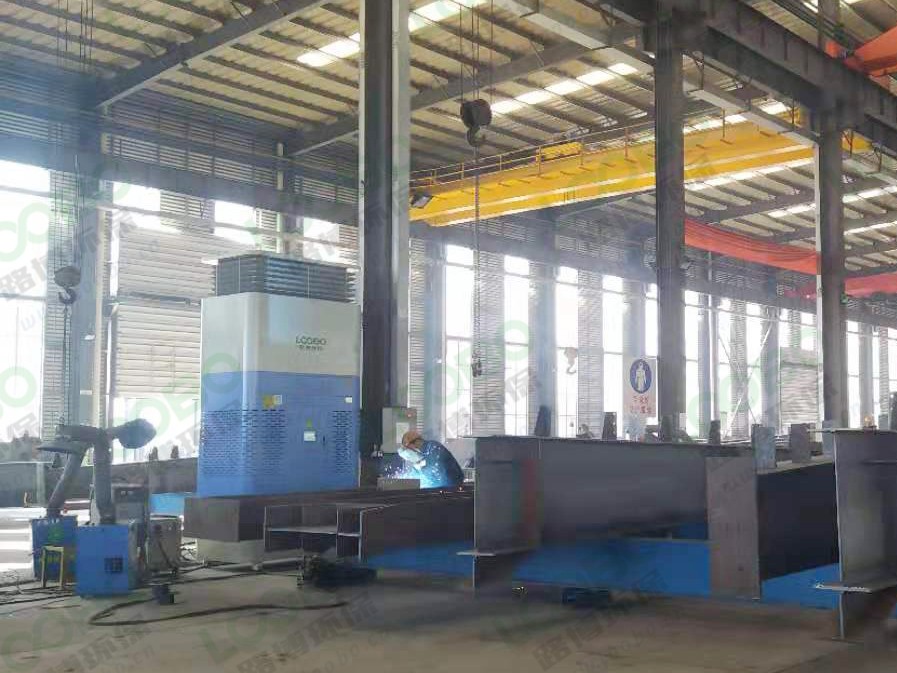 自循環煙塵凈化一體機與中央煙塵凈化器，工廠怎么選，答案來了 (2).jpg