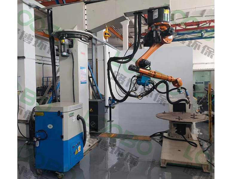 優勢盡顯,機器人焊接除塵設備,智能化生產的必備利器 (2).jpg