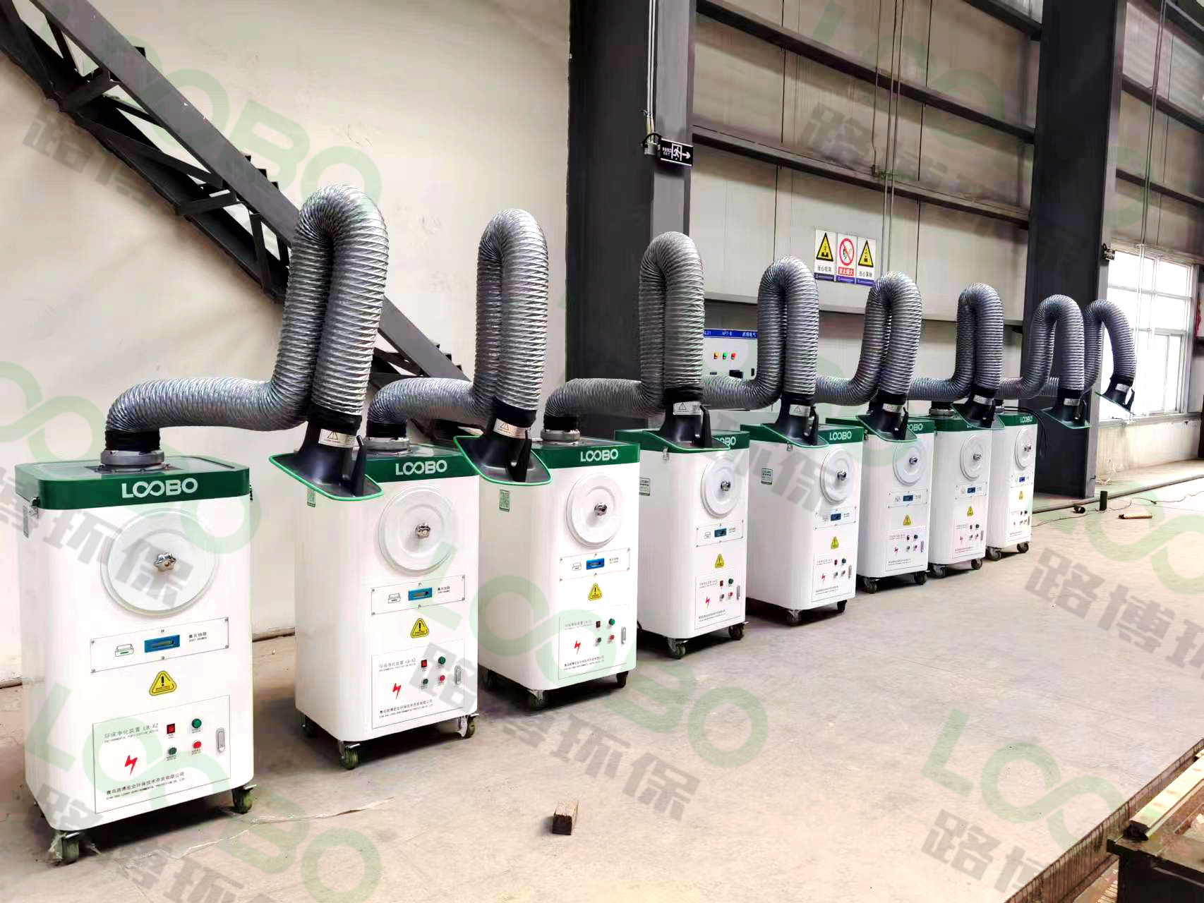 移動式焊煙凈化器，靈活萬向，突破空間限制，隨時隨地凈化